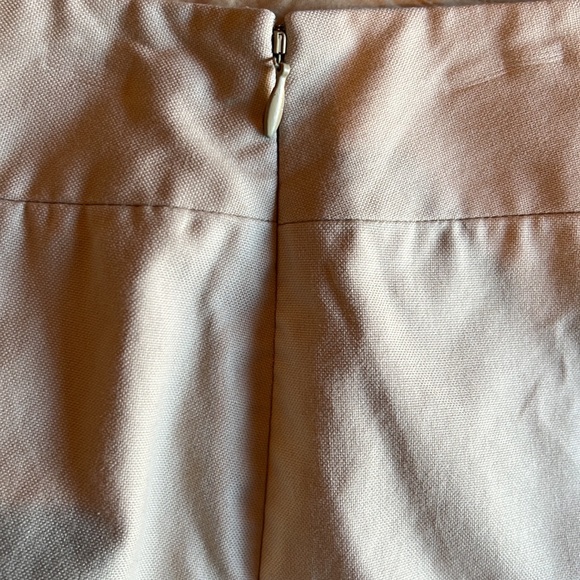 Ann Taylor Lined Mini-Skirt, 8 - Picture 3 of 4